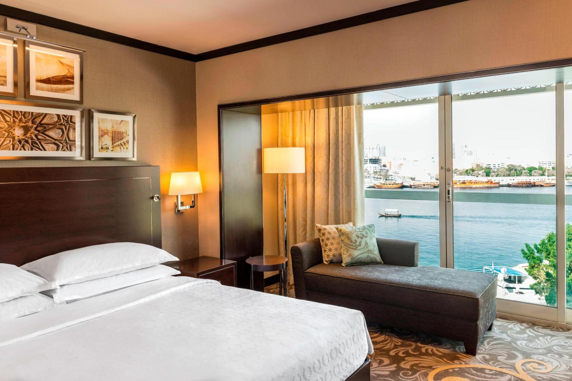 Hotel Sheraton Creek Hotel&towers