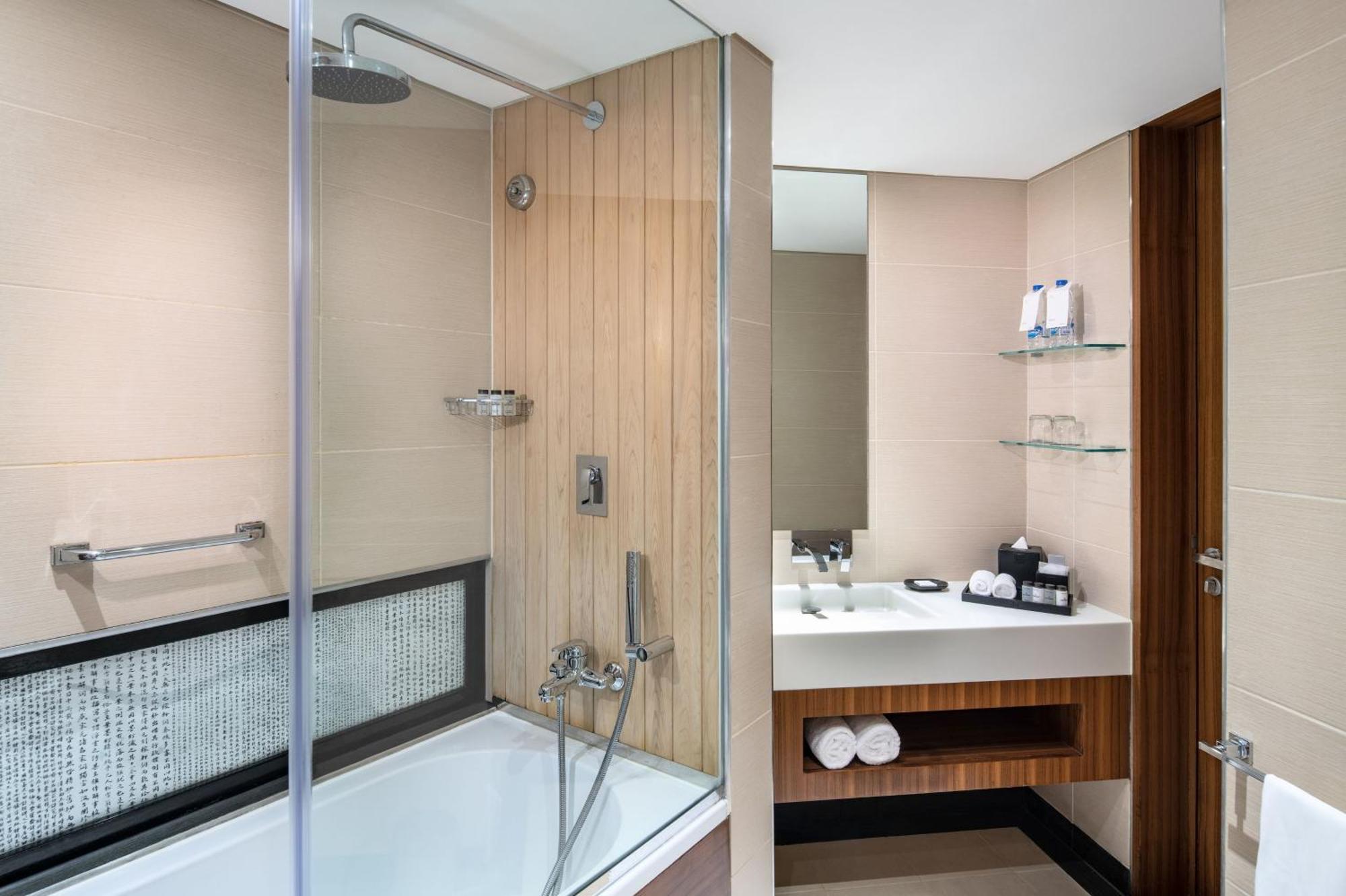 Sheraton Creek Hotel&towers Dubai