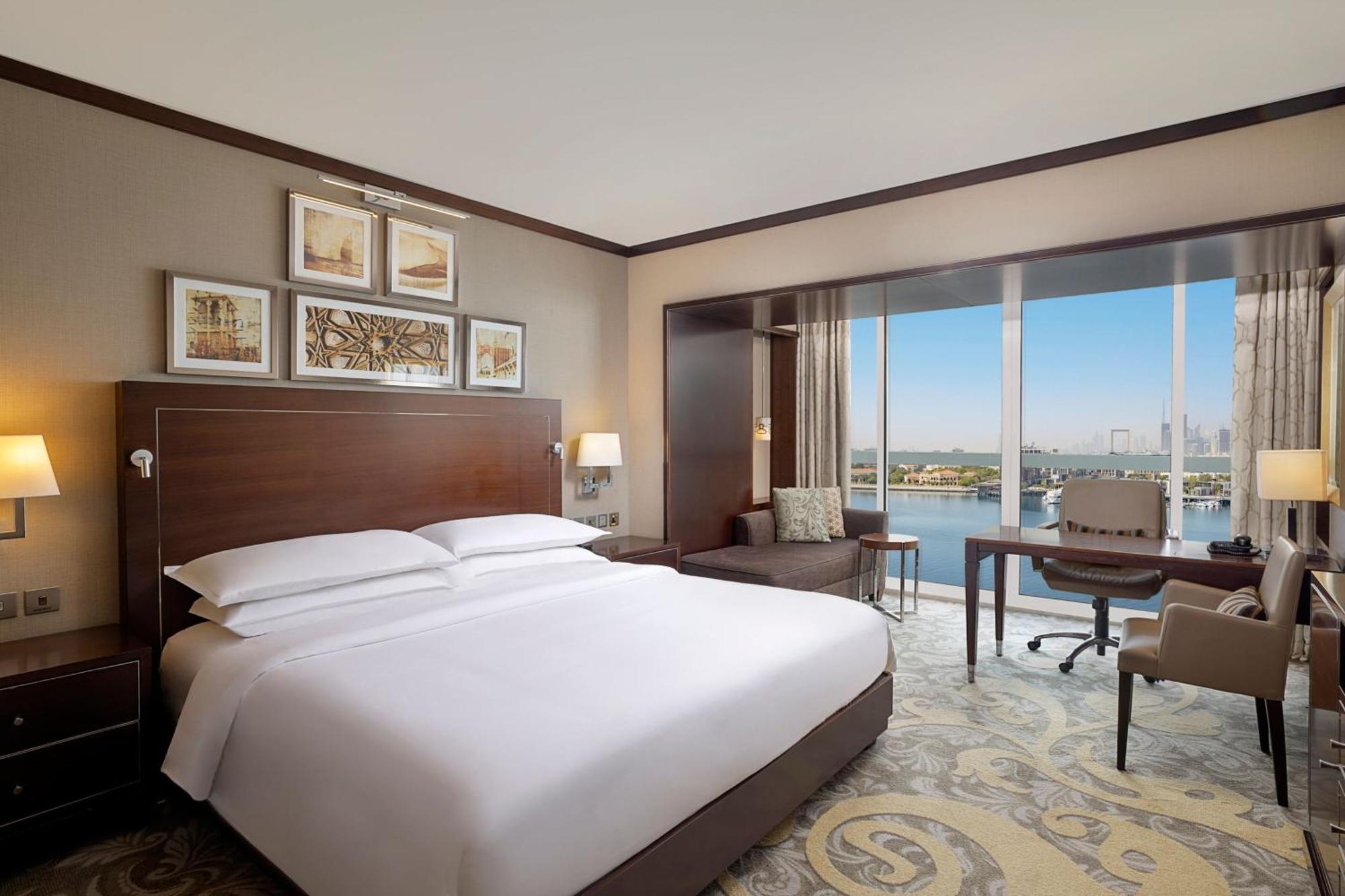 Hotel Sheraton Creek Hotel&towers 5*
