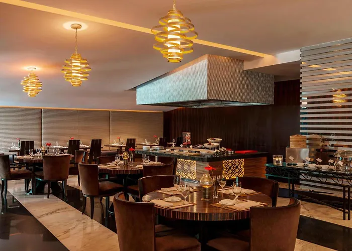 Sheraton Dubai Creek Hotel & Towers